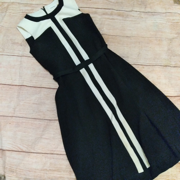 Calvin Klein black & ivory belted dress size 2 - Picture 4 of 6